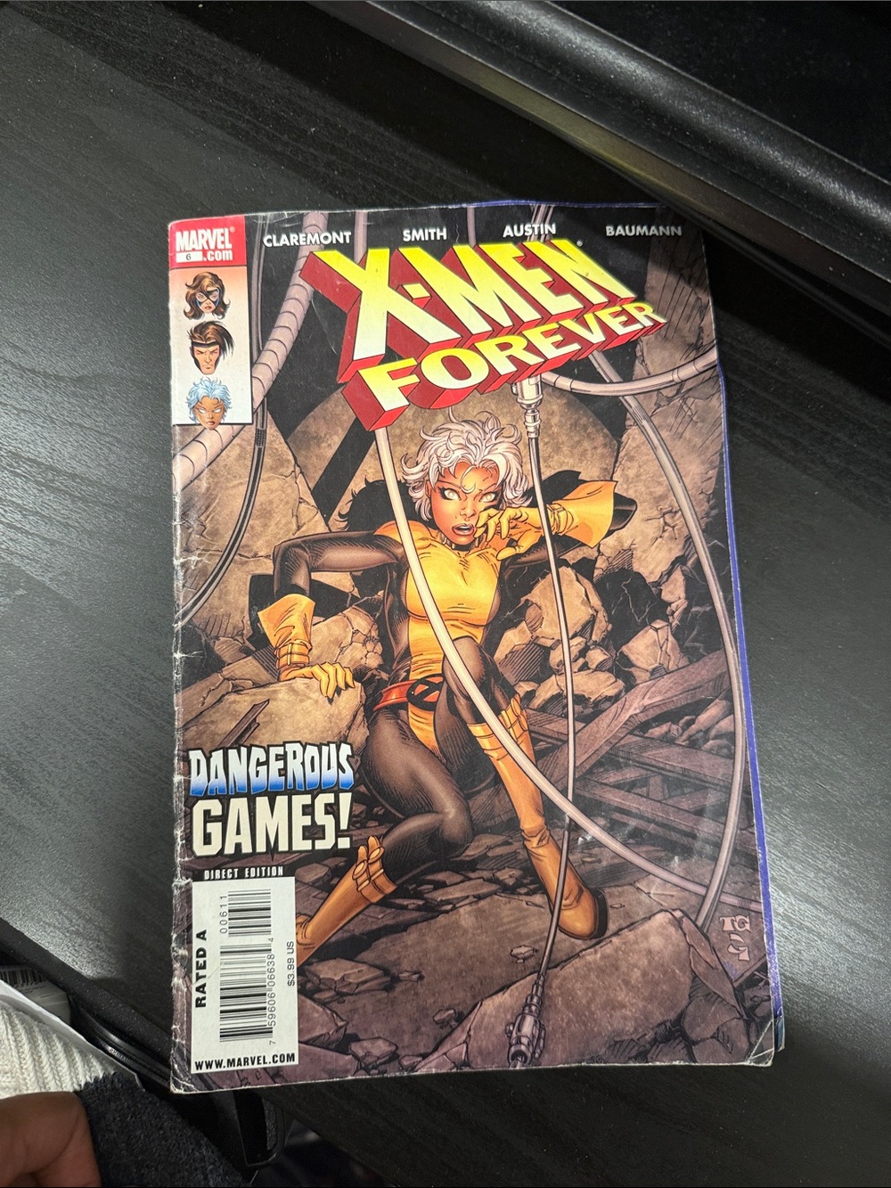 Vintage Marvel X-Men Forever Comic - Yellow & Black Costume Cover 2009
